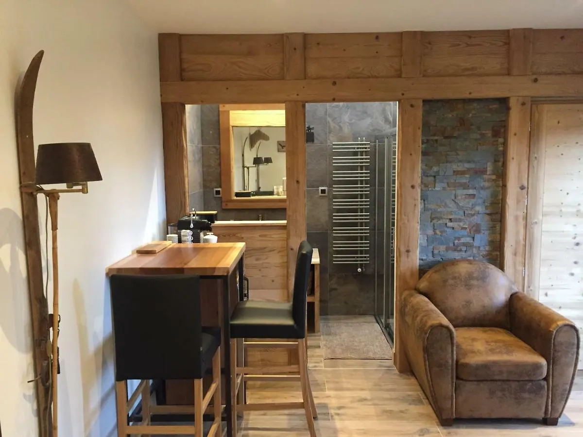 Holiday home Aux Pays Des Sucs Villa Saint-Hostien France
